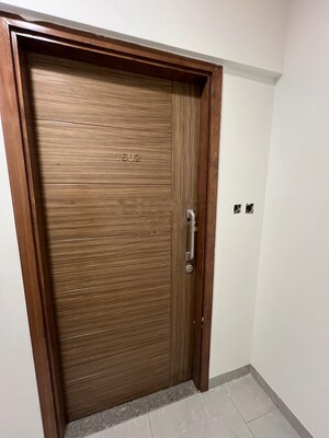 Room in 3.5 BHK Apartment at Adani Atelier Greens, Koregaon Park – for Rent