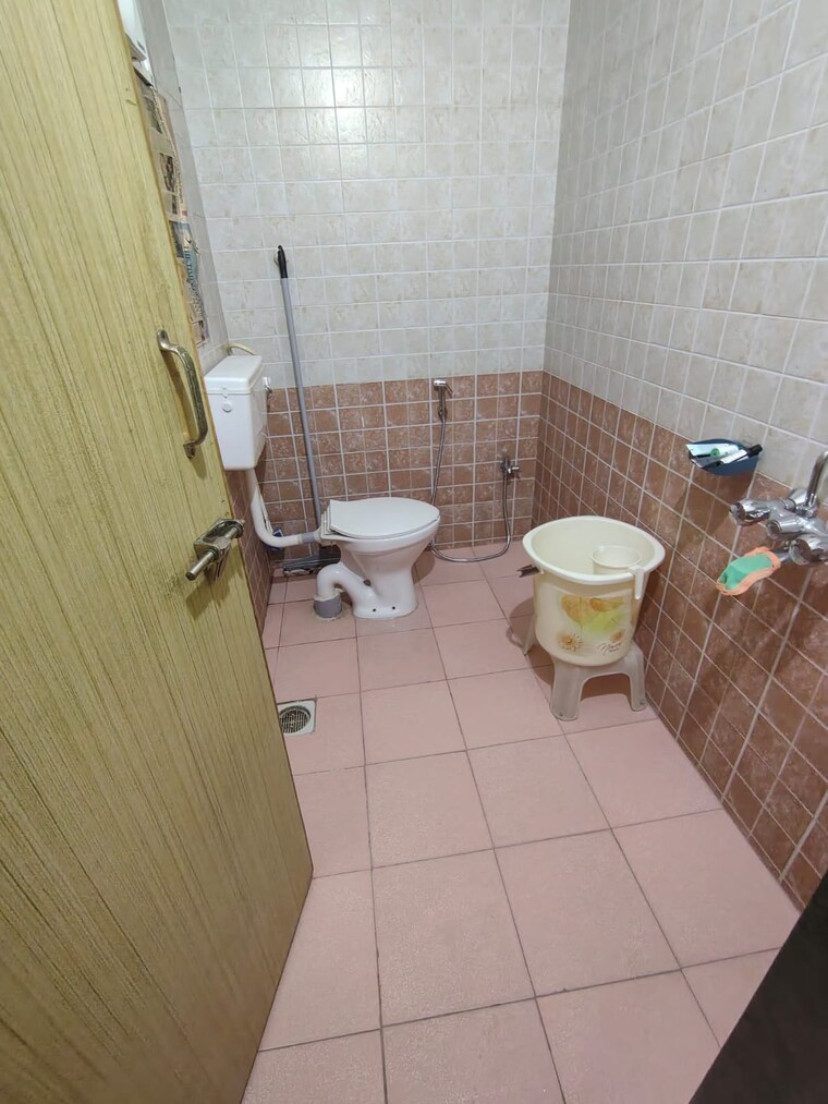 Bathroom, marigold-avenue 2 Bedroom 1000 Sq.Ft. Apartment In Bavdhan Pune 10404411