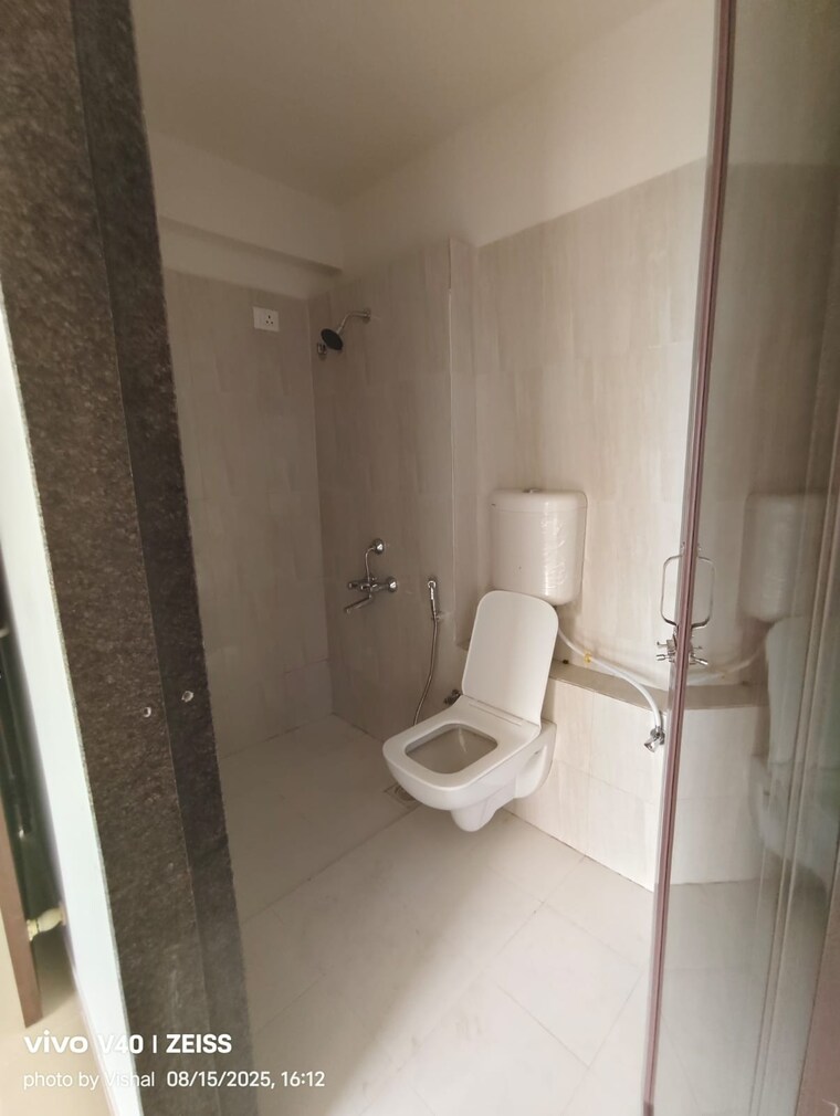 Bathroom, puranik-tokyo-bay-phase-3a 1 Bedroom 421 Sq.Ft. Apartment In Kasarvadavali Thane 10404413