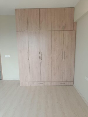 Room in 2 BHK Apartment at M3M Skywalk, Sector 74 – for Rent