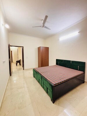 Bedroom in 3 BHK Builder Floor at Sector 57 – for Rent