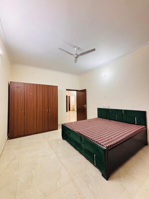 Bedroom in 3 BHK Builder Floor at Sector 57 – for Rent