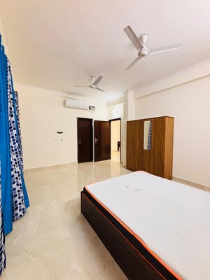 Bedroom in 3 BHK Builder Floor at Sector 57 – for Rent
