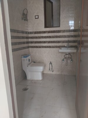 Bathroom in 1 BHK Builder Floor at Neb Sarai – for Rent