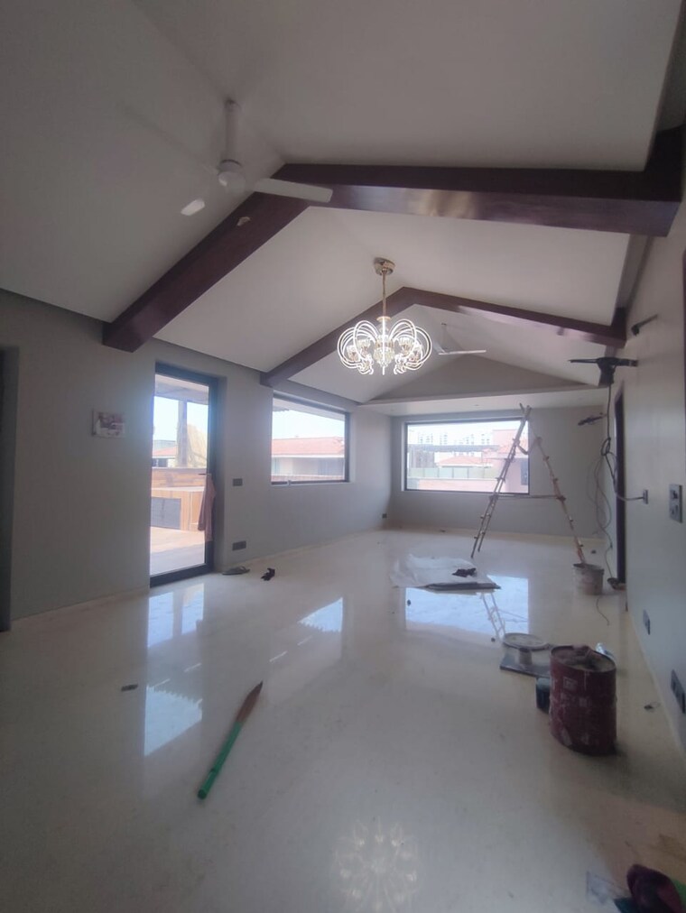 Living Room, unitech-the-villas 5 Bedroom 8000 Sq.Ft. Villa In Sector 33 Gurgaon 10404591