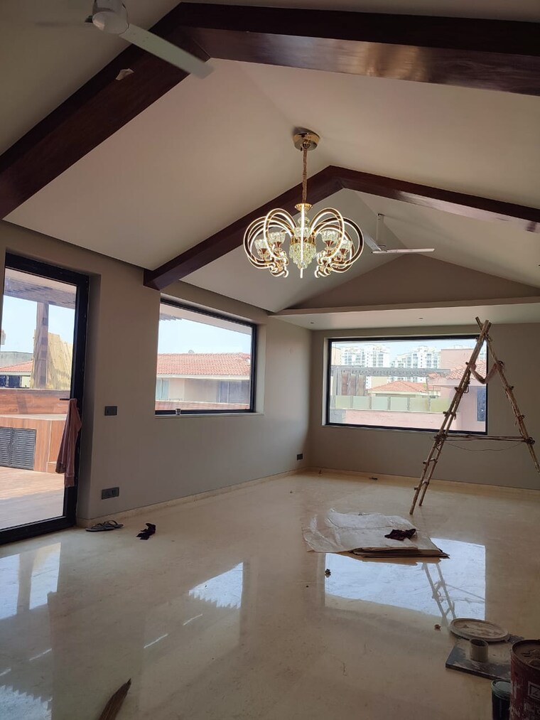 Living Room, unitech-the-villas 5 Bedroom 8000 Sq.Ft. Villa In Sector 33 Gurgaon 10404591