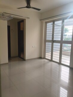 1 BHK +Apartment For Rent in Kamgar Putala Vasahat