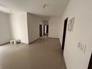 Room in 2 BHK Apartment at Nirala Estate, Tech Zone 4 Greater Noida – for Rent
