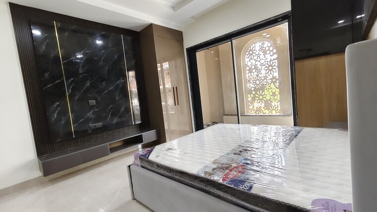 Bedroom, tdi-the-retreat 4 Bedroom 500 Sq.Yd. Builder Floor In Sector 89 Faridabad 10404626