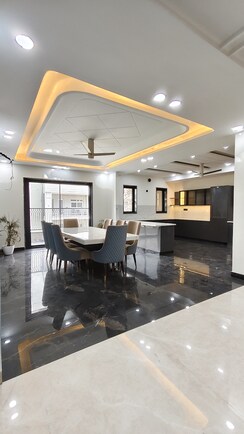 4 BHK + Extra Room Builder Floor For Sale in TDI The Retreat