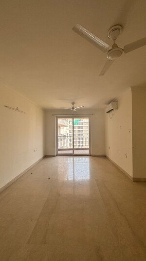 3.5 BHK Apartment For Rent in Pareena Express Heights, Sector 99