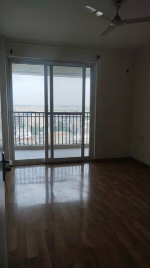 Room in 3 BHK Apartment at MP Metro Towers, Dhakoli – for Sale