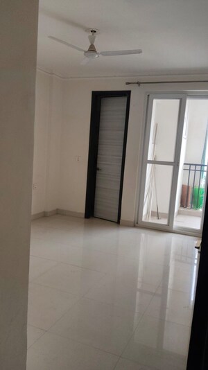 Room in 3 BHK Apartment at MP Metro Towers, Dhakoli – for Sale