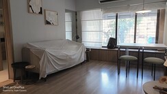 1 BHK + Pooja Room Apartment For Rent in Bandra West