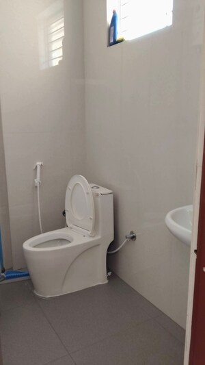 Bathroom in 1 BHK Apartment at Sujatha Residency Bellandur, Bellandur – for Rent