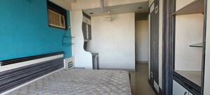 Team Area in 3 BHK Apartment at Lake Pleasant, Powai – for Rent