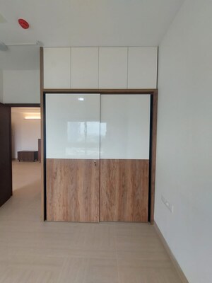 Room in 3 BHK Apartment at Prestige St Johns Wood, Koramangala – for Rent