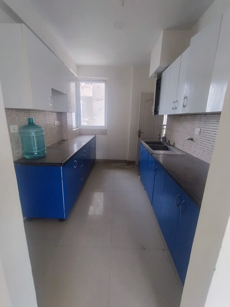 Kitchen, supertech-araville 3 Bedroom 1945 Sq.Ft. Apartment In Sector 79 Gurgaon 10404752
