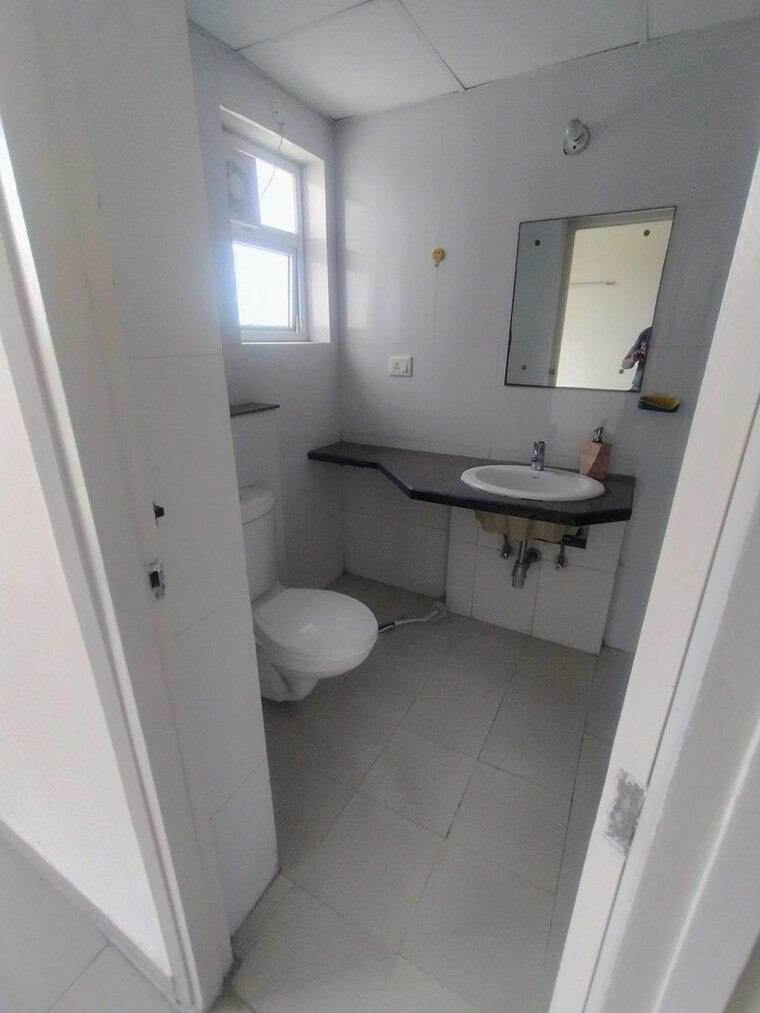 Bathroom, supertech-araville 3 Bedroom 1945 Sq.Ft. Apartment In Sector 79 Gurgaon 10404752