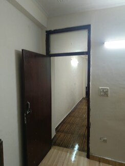 2 BHK Builder Floor For Rent in Neb Sarai