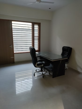 6 BHK House for Sale in Ambala Highway, Zirakpur