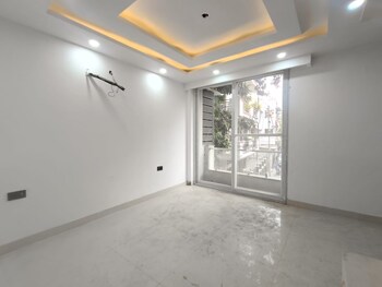 3 BHK Flat for Rent in Janakpuri, Delhi