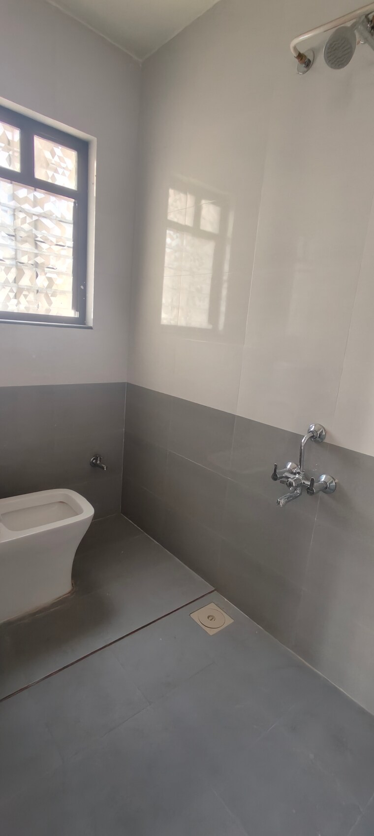 Bathroom, b-u-bhandari-planet-millenium 2 Bedroom 950 Sq.Ft. Apartment In Pimple Saudagar Pune 10408161