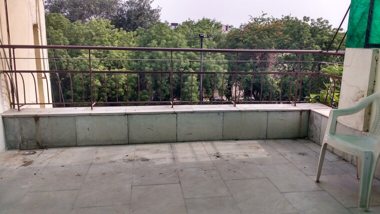Balcony, jawahar nagar Studio 360 Sq.Ft. Apartment In Jawahar Nagar Delhi 10408157