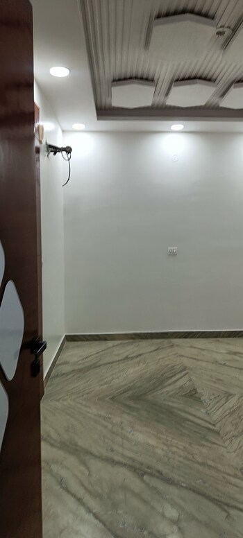 Office Space for Rent in Rohini Sector 7, Delhi