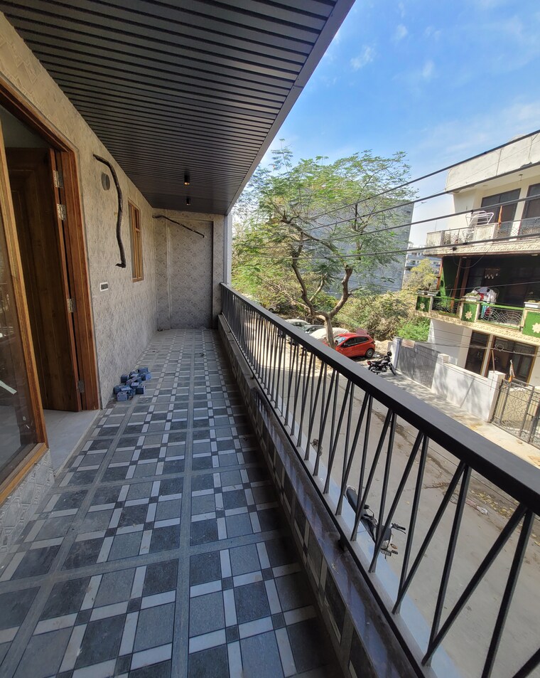 Balcony, green fields colony 3 Bedroom 1850 Sq.Ft. Builder Floor In Green Fields Colony Faridabad 10413652
