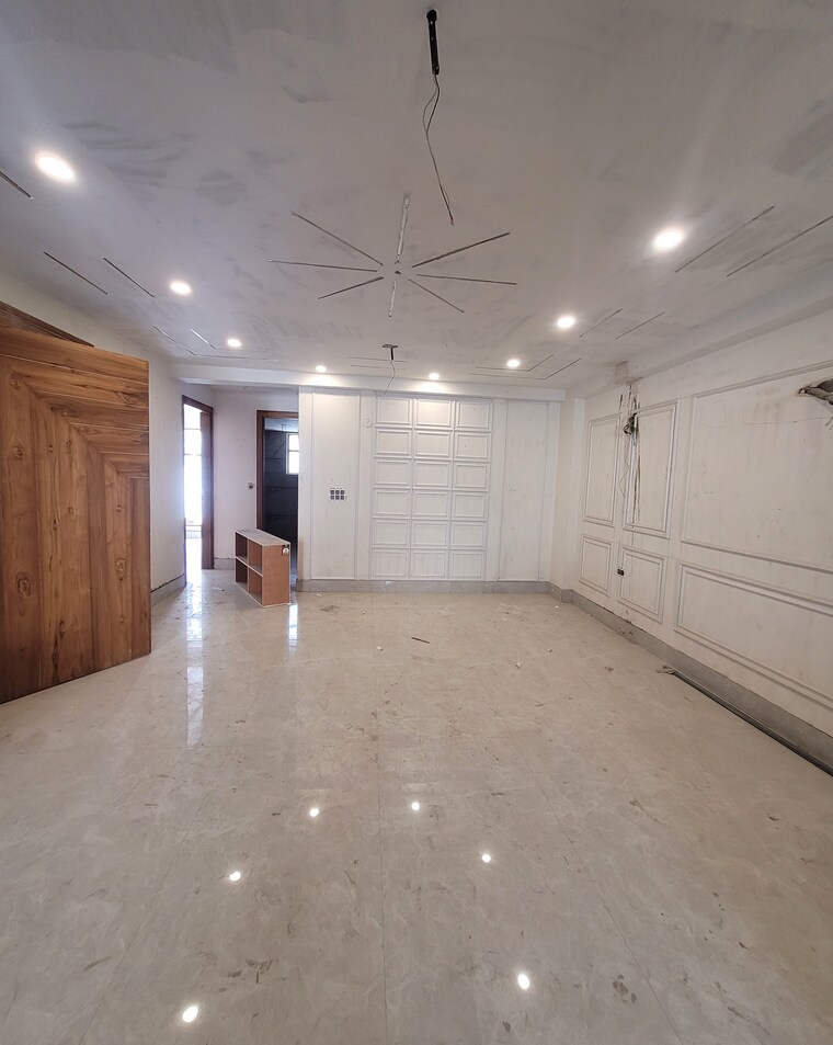 Room, green fields colony 3 Bedroom 1850 Sq.Ft. Builder Floor In Green Fields Colony Faridabad 10413652
