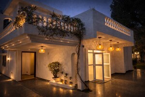4 BHK Villa – Exterior View View at Neb Sarai - for Rent