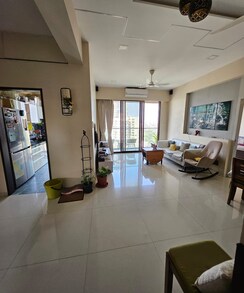 3 BHK + Extra Room Apartment For Rent in Sanghvi Aaditya Elegance