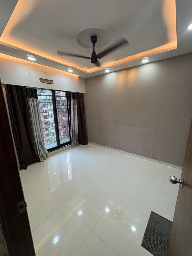Bedroom, raunak-unnathi-woods-phase-7-a-and-b 1 Bedroom 560 Sq.Ft. Apartment In Ghodbunder Road Thane 10414941