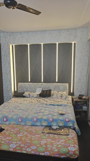 Bedroom in 2 BHK Apartment at Ajnara Gen X, Dundahera – for Rent