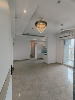 Room in 2.5 BHK Apartment at Paramount Symphony, Sain Vihar – for Rent