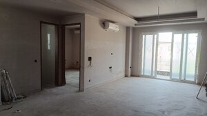 Room in 4 BHK Builder Floor at Safdarjung Enclave – for Sale