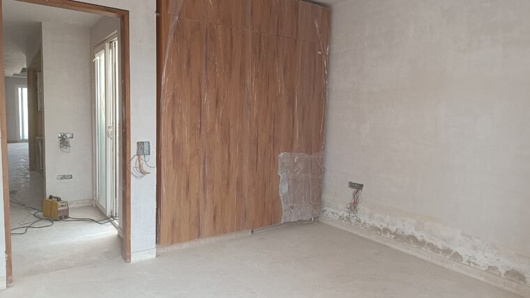 Room, safdarjung enclave 4 Bedroom 260 Sq.Yd. Builder Floor In Safdarjung Enclave Delhi 10415017