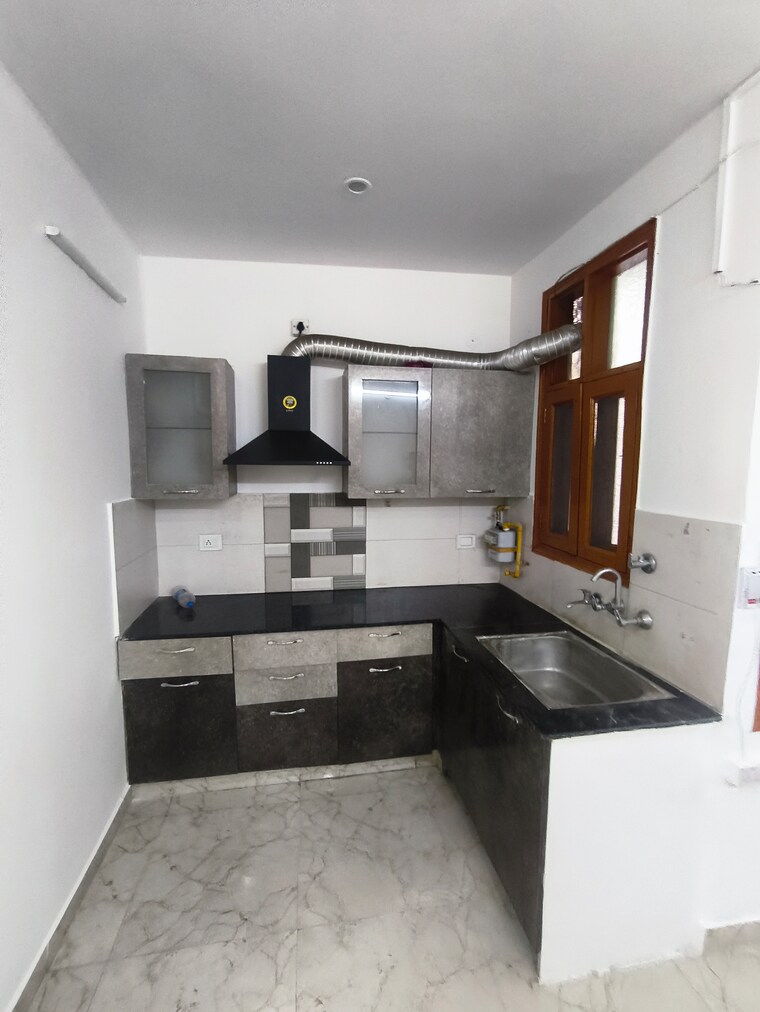Kitchen, harsha-city-mall 2 Bedroom 850 Sq.Ft. Builder Floor In Shakti Khand 2 Ghaziabad 10415042