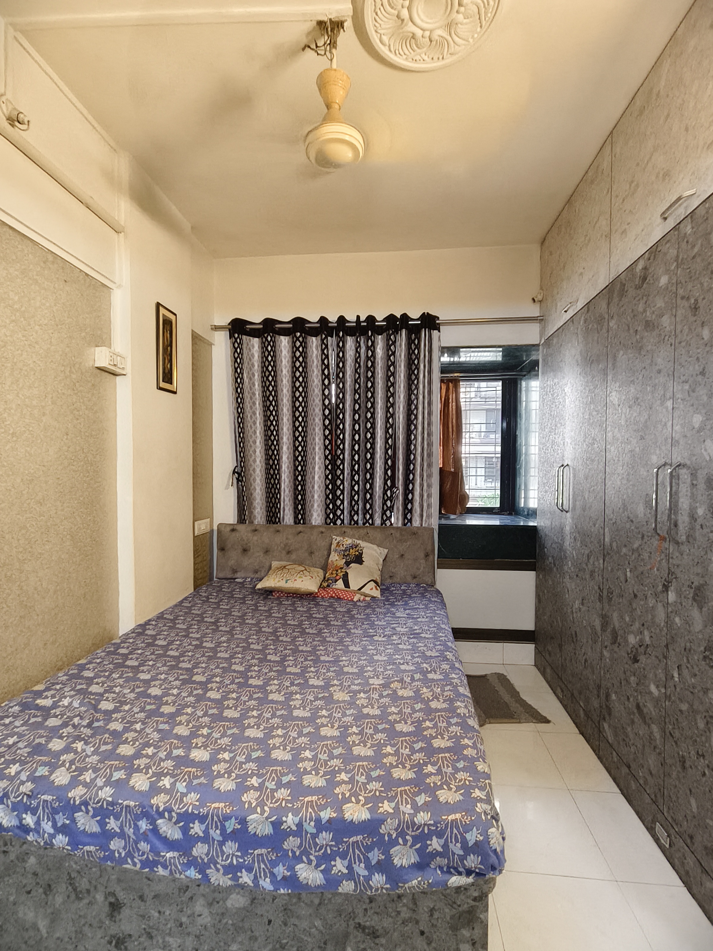 1 BHK Apartment For Rent in Bhanushanti Complex