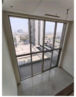 Room in Studio Apartment at M3M Skywalk, Sector 74 – for Sale