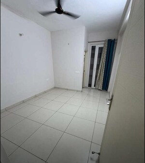 Room in 2 BHK Apartment at SBP City Of Dreams Zirakpur, High Ground – for Rent