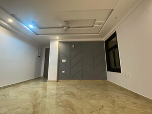 Room in 2 BHK Builder Floor at Chattarpur – for Rent