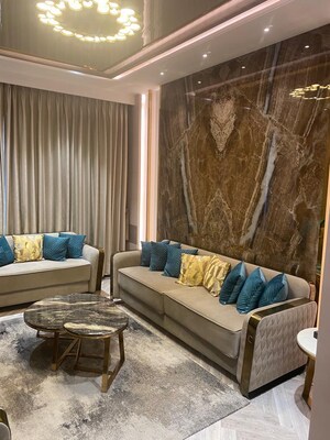 Bedroom in 4 BHK Apartment at Sector 27 – for Sale