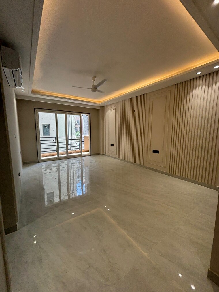 Room, huda-cghs 3 Bedroom 200 Sq.Yd. Builder Floor In Sector 56 Gurgaon 10415084