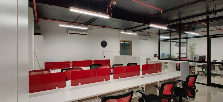 Team Area, vascon-platinum-square Commercial Office Space 950 Sq.Ft. In Viman Nagar Pune 10415092