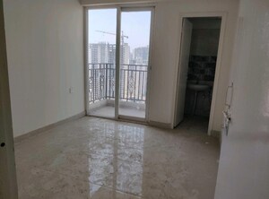Room in 1 BHK Apartment at Signature Global Golf Greens, Sector 79 – for Rent