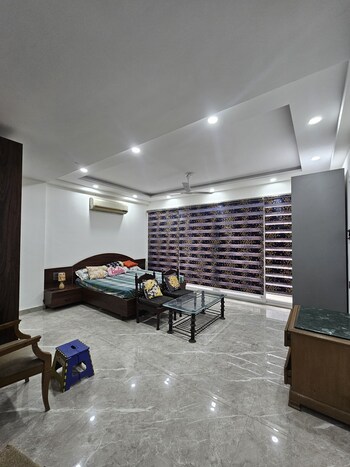 4 BHK Builder Floor for Rent in Chattarpur, Delhi