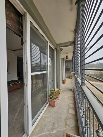 5 BHK Builder Floor for Rent in Chattarpur, Delhi