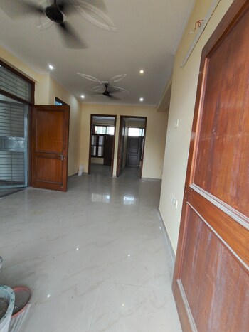 RWA Apartments Sector 70